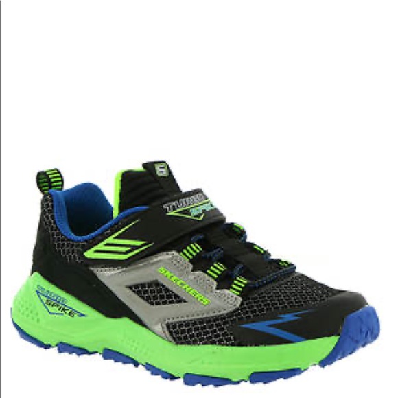skechers turbo spike